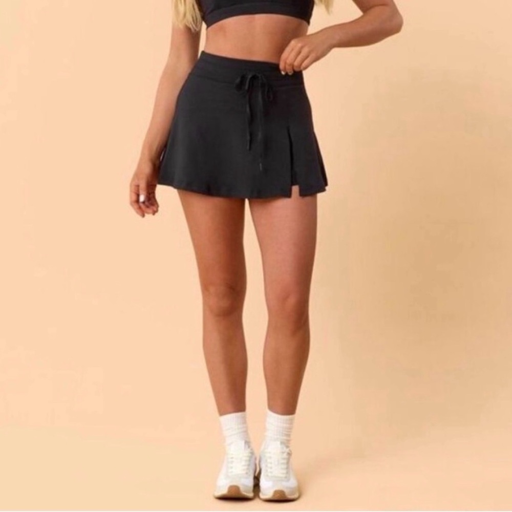 NWT! Blogilates Target X Popflex Viral Women’s Trailblaze Slit Skort Black XS